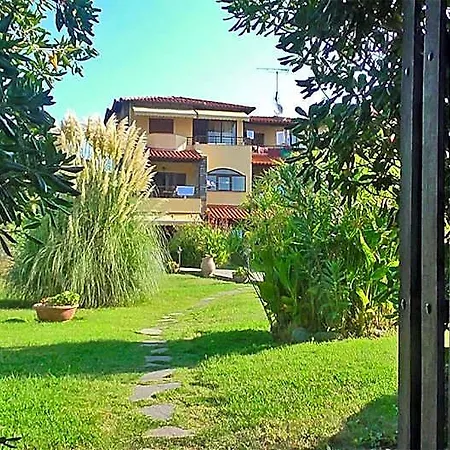 Tripiti Hotel 3*