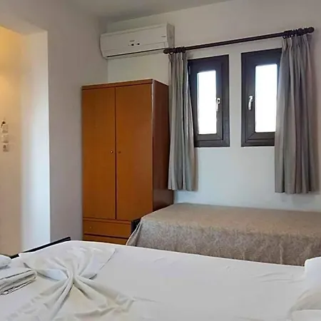 Tripiti Hotel Amolianí
